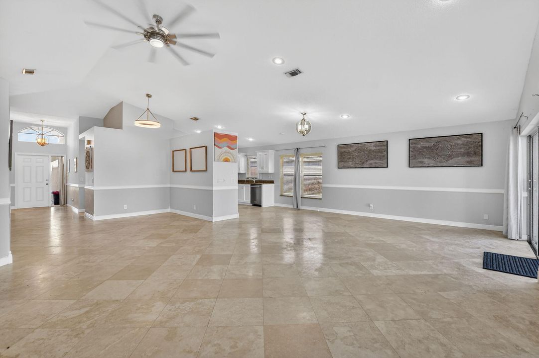 For Sale: $718,500 (4 beds, 2 baths, 1980 Square Feet)