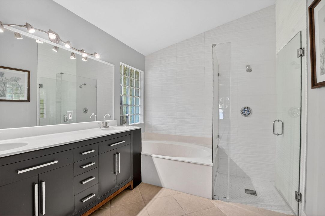 For Sale: $718,500 (4 beds, 2 baths, 1980 Square Feet)