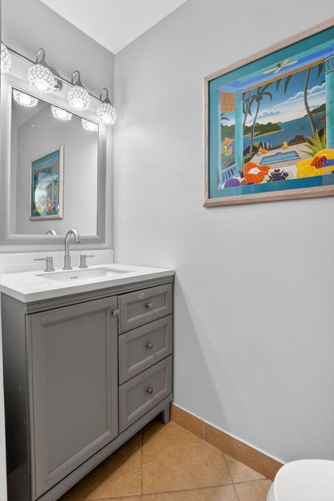 For Sale: $718,500 (4 beds, 2 baths, 1980 Square Feet)