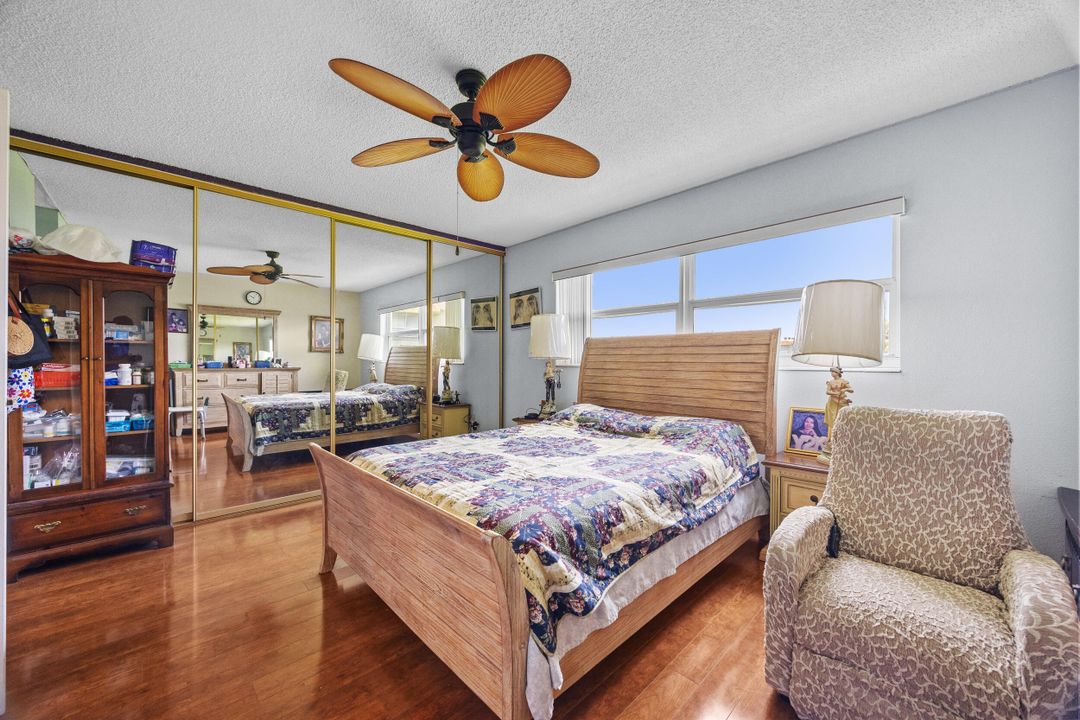 待售: $145,000 (2 贝兹, 2 浴室, 944 平方英尺)