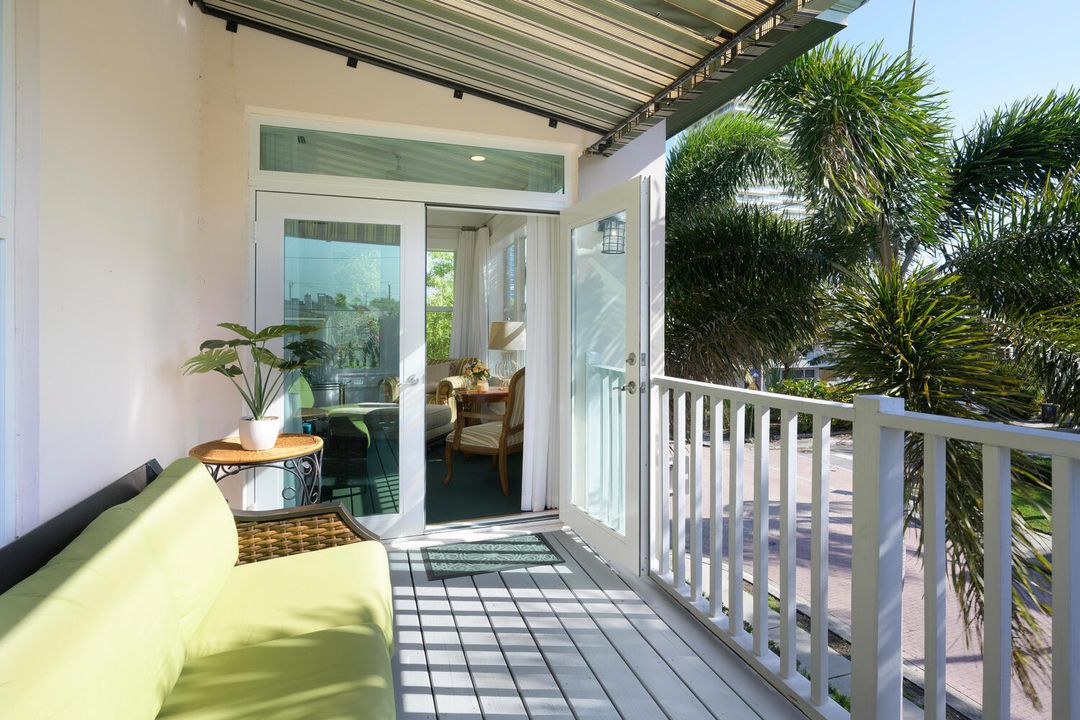 For Sale: $3,495,000 (5 beds, 3 baths, 3556 Square Feet)