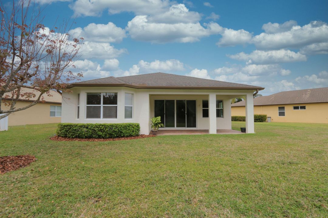 待售: $399,000 (3 贝兹, 2 浴室, 1895 平方英尺)