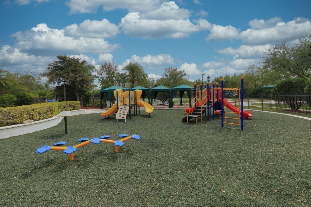 待售: $399,000 (3 贝兹, 2 浴室, 1895 平方英尺)