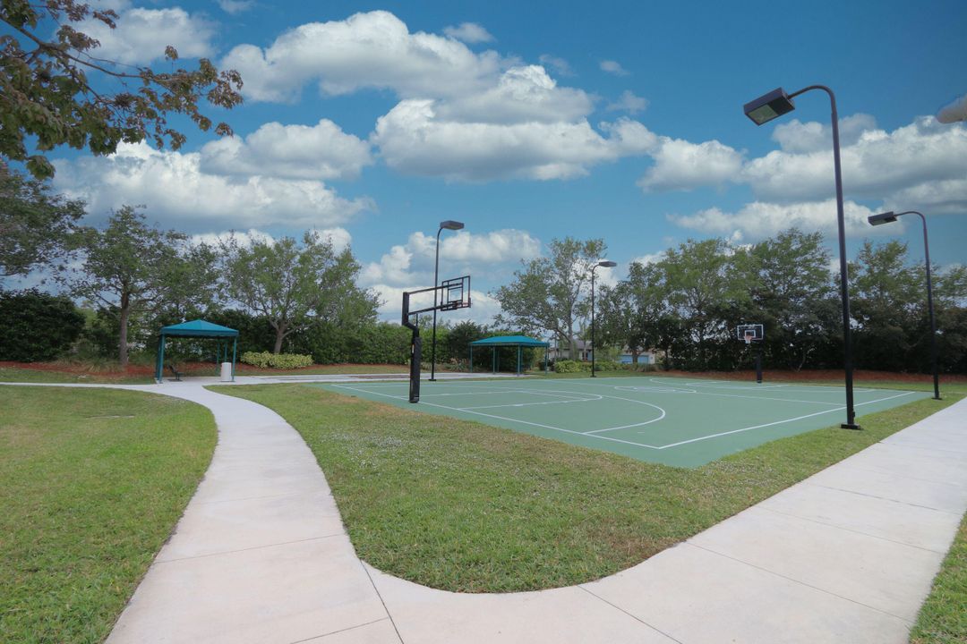 待售: $399,000 (3 贝兹, 2 浴室, 1895 平方英尺)