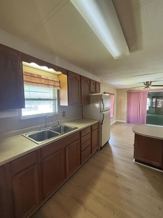 For Sale: $45,000 (2 beds, 2 baths, 1152 Square Feet)