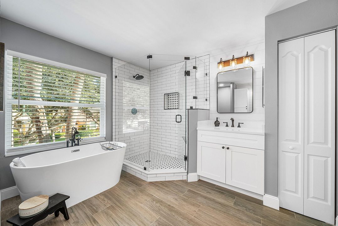 En Venta: $595,000 (4 camas, 3 baños, 2236 Pies cuadrados)