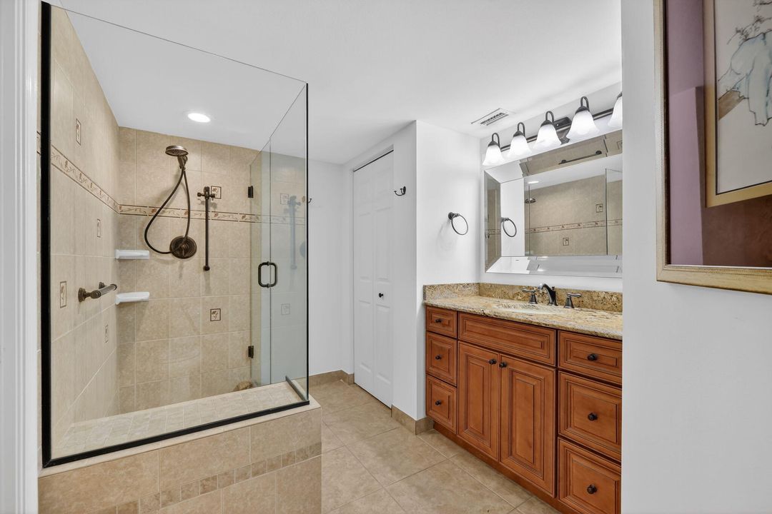 На продажу: $320,000 (2 спален, 2 ванн, 1506 Квадратных фут)