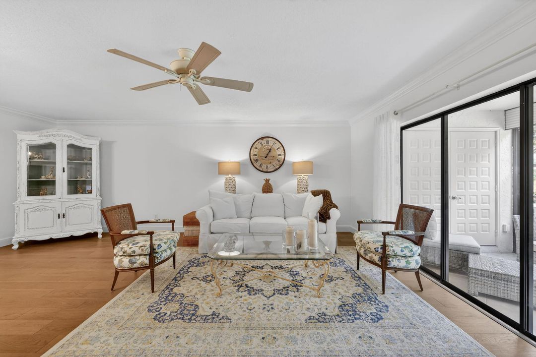 На продажу: $320,000 (2 спален, 2 ванн, 1506 Квадратных фут)