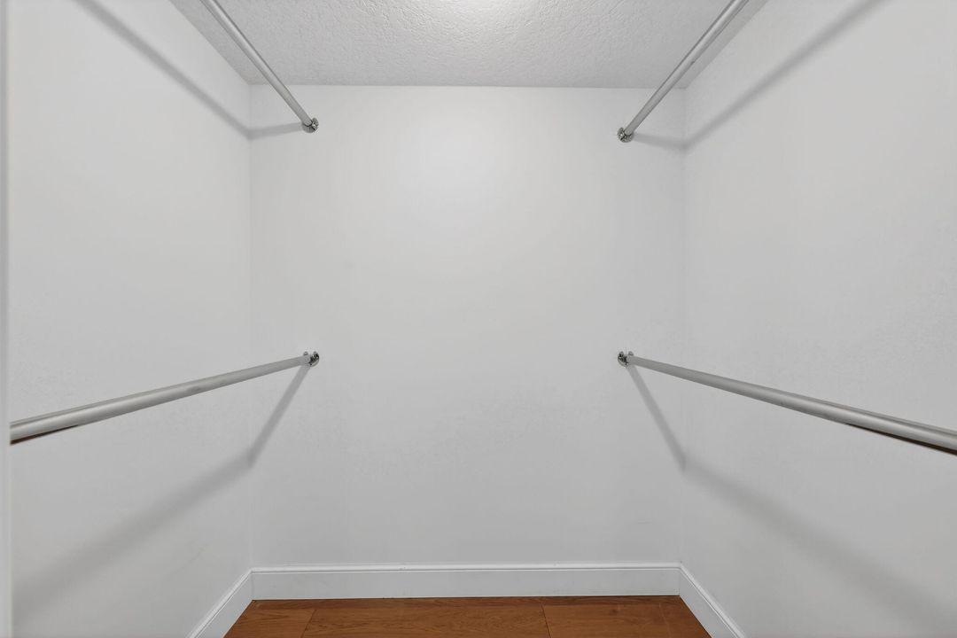 На продажу: $320,000 (2 спален, 2 ванн, 1506 Квадратных фут)