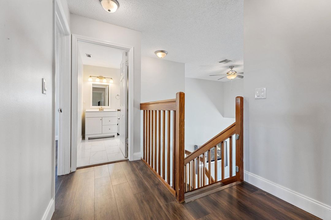 For Sale: $729,900 (4 beds, 2 baths, 2552 Square Feet)