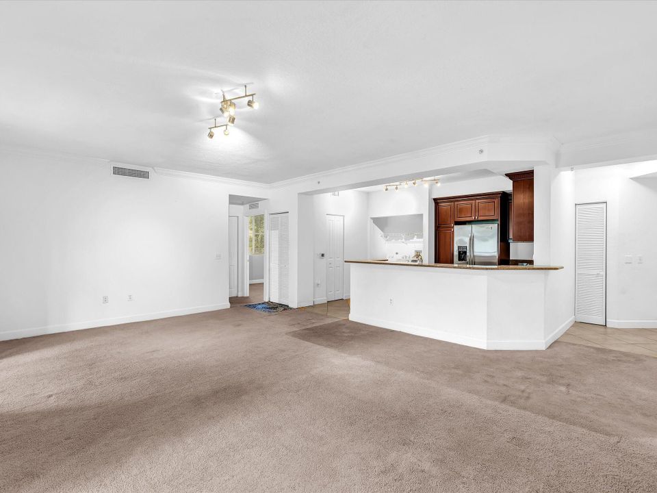 В аренду: $2,500 (3 спален, 2 ванн, 1367 Квадратных фут)