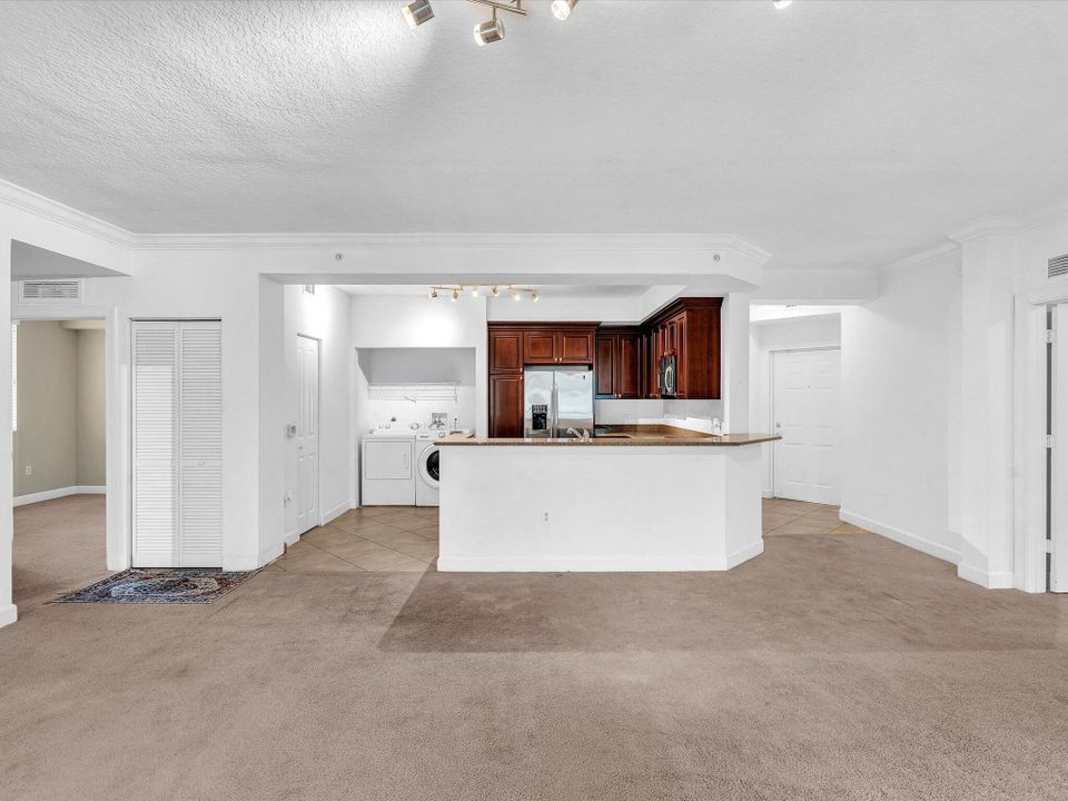 В аренду: $2,500 (3 спален, 2 ванн, 1367 Квадратных фут)