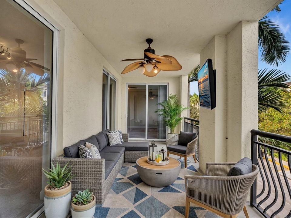 В аренду: $2,500 (3 спален, 2 ванн, 1367 Квадратных фут)