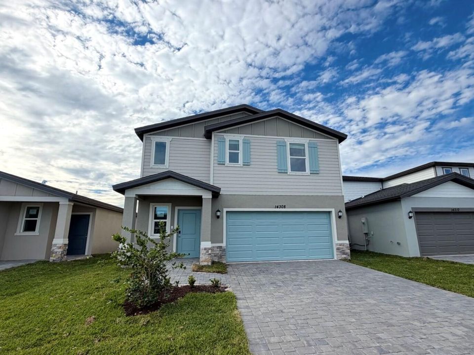 На продажу: $389,290 (3 спален, 2 ванн, 1964 Квадратных фут)