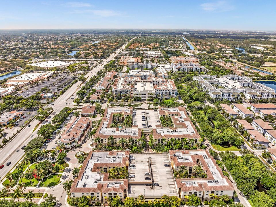 В аренду: $2,500 (3 спален, 2 ванн, 1367 Квадратных фут)