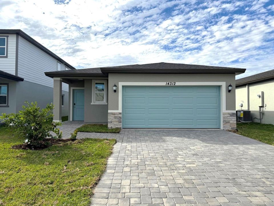 For Sale: $348,890 (3 beds, 2 baths, 1513 Square Feet)