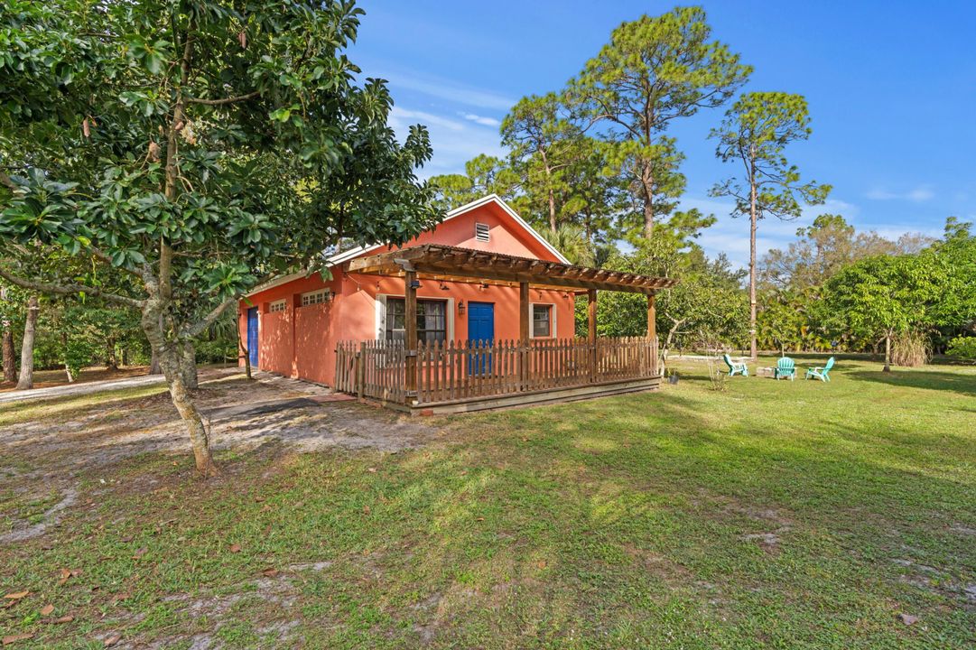 En Venta: $1,200,000 (5 camas, 4 baños, 2717 Pies cuadrados)