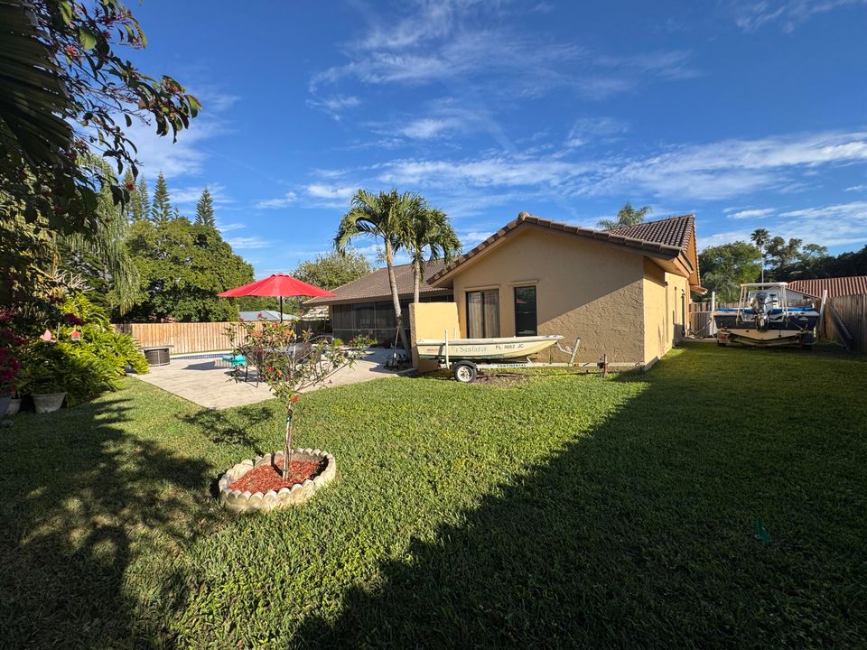 For Sale: $749,000 (4 beds, 2 baths, 2247 Square Feet)