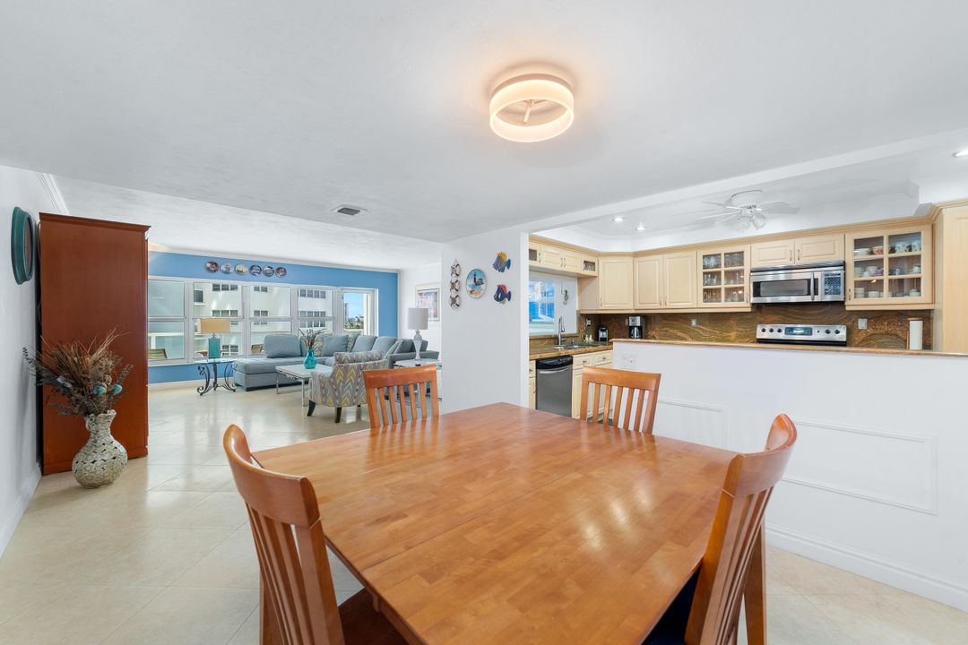 Active With Contract: $625,000 (2 beds, 2 baths, 1580 Square Feet)