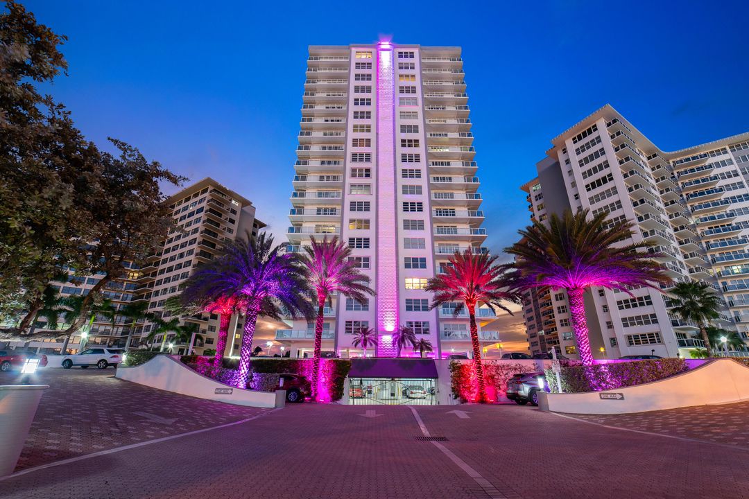 Active With Contract: $625,000 (2 beds, 2 baths, 1580 Square Feet)