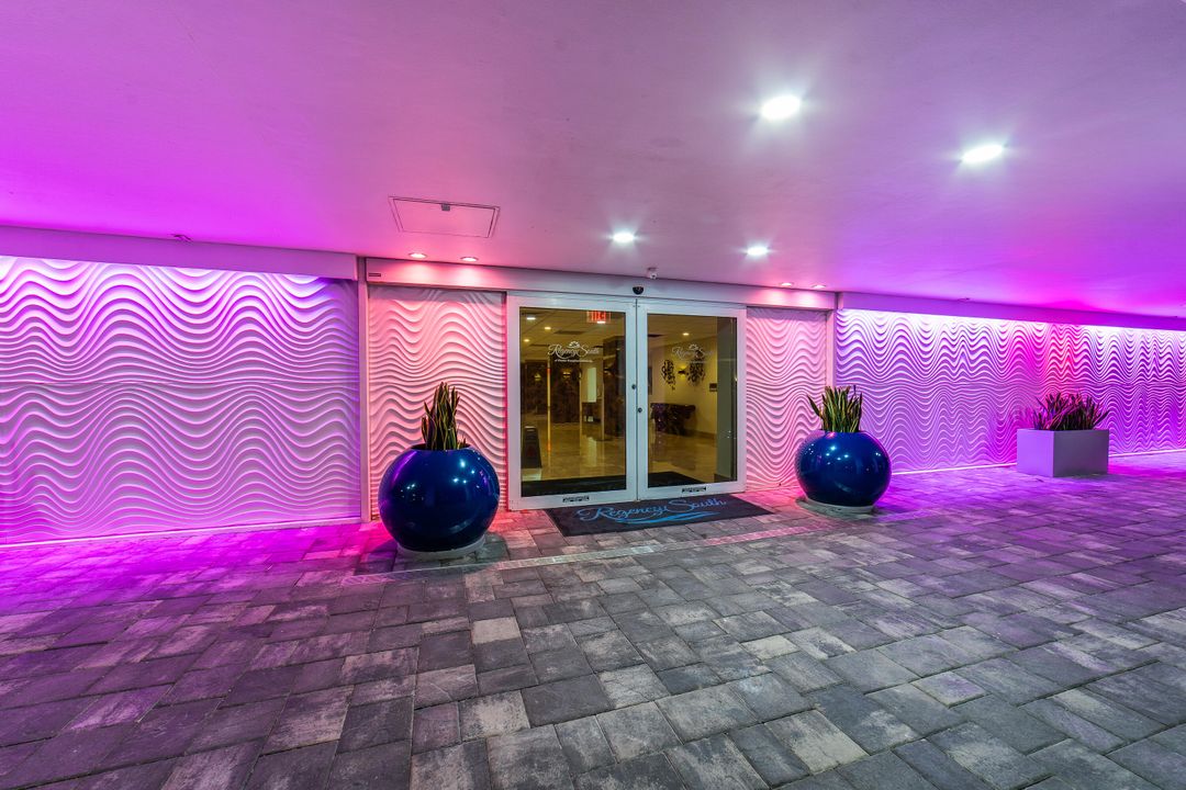 Active With Contract: $625,000 (2 beds, 2 baths, 1580 Square Feet)