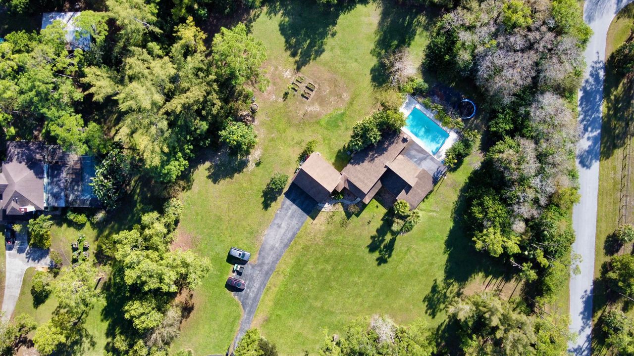 待售: $975,000 (4 贝兹, 2 浴室, 2166 平方英尺)