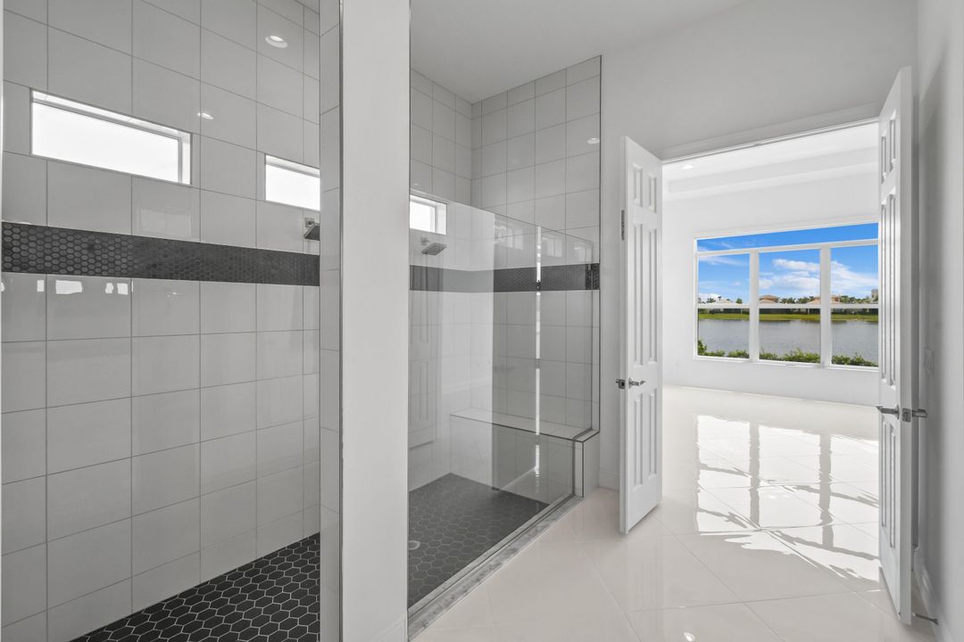 En Venta: $1,215,000 (4 camas, 4 baños, 3773 Pies cuadrados)