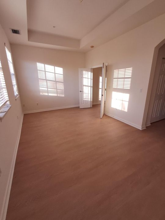 For Rent: $2,500 (2 beds, 2 baths, 1786 Square Feet)