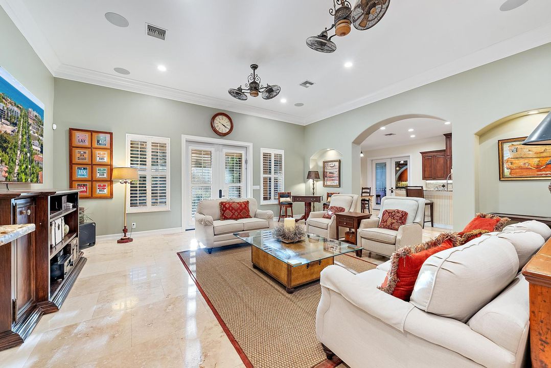 На продажу: $2,599,900 (4 спален, 4 ванн, 3667 Квадратных фут)