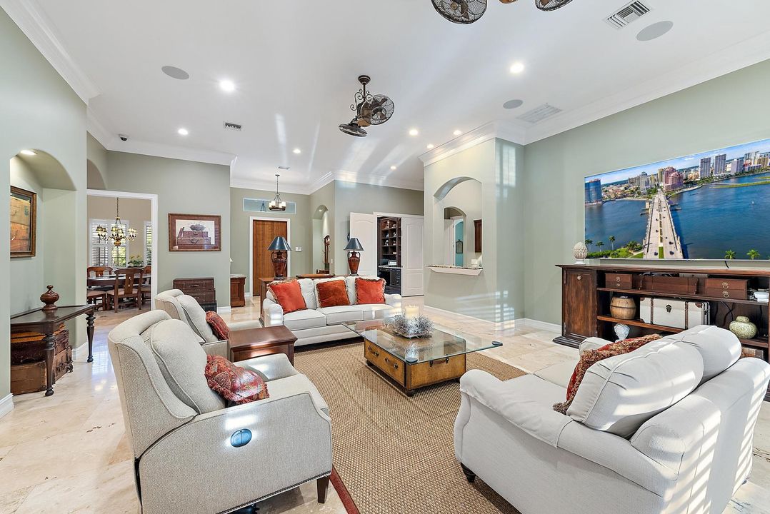 На продажу: $2,599,900 (4 спален, 4 ванн, 3667 Квадратных фут)