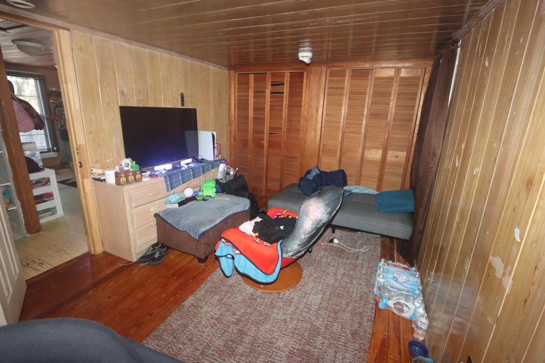 На продажу: $298,000 (3 спален, 1 ванн, 1283 Квадратных фут)