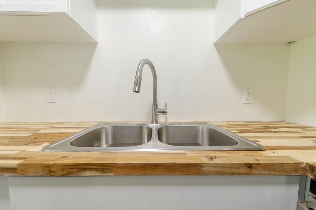 待售: $269,900 (3 贝兹, 2 浴室, 1016 平方英尺)