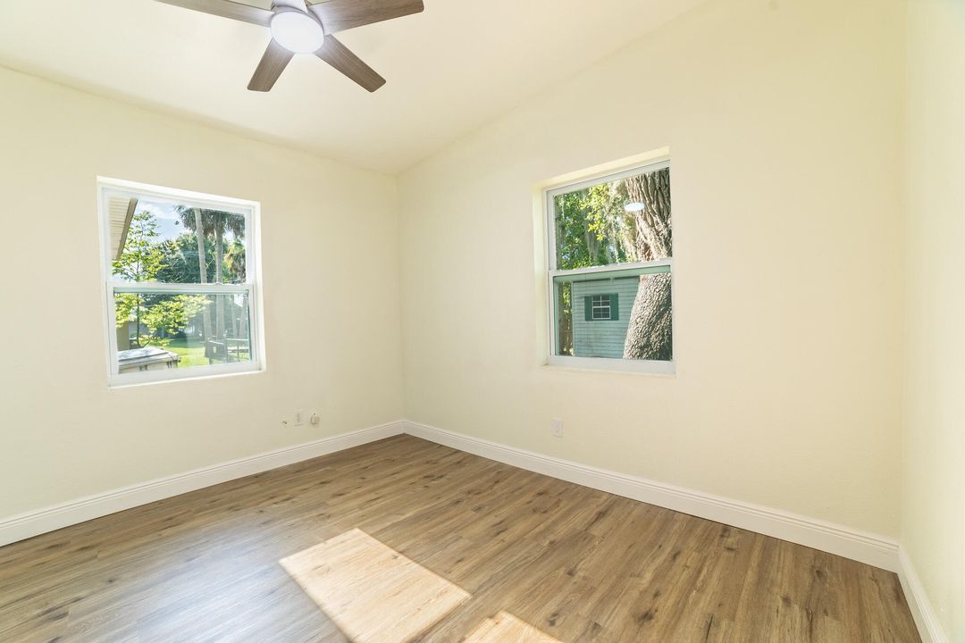 待售: $269,900 (3 贝兹, 2 浴室, 1016 平方英尺)