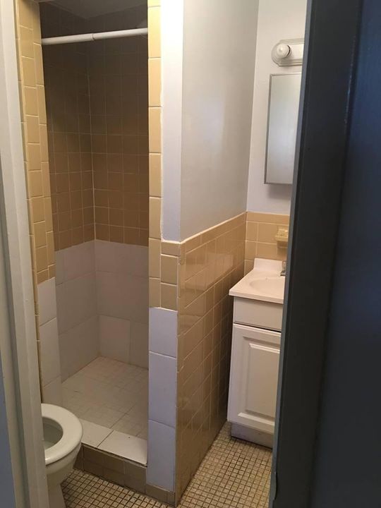 В аренду: $2,000 (3 спален, 2 ванн, 1294 Квадратных фут)