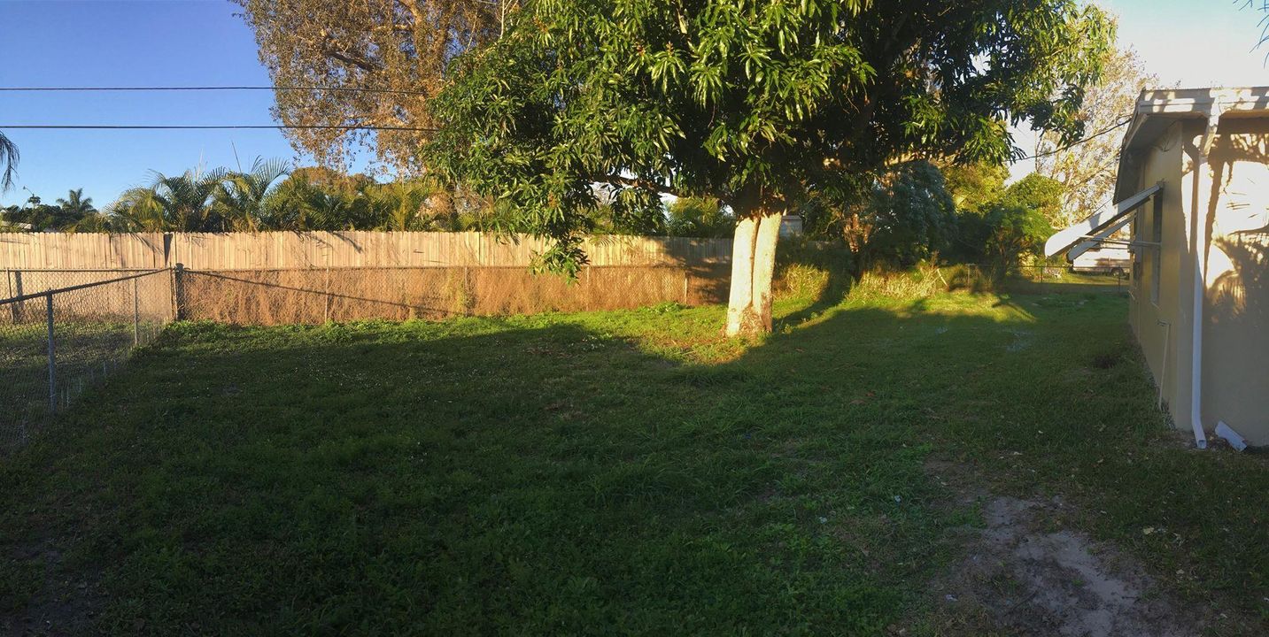 В аренду: $2,000 (3 спален, 2 ванн, 1294 Квадратных фут)