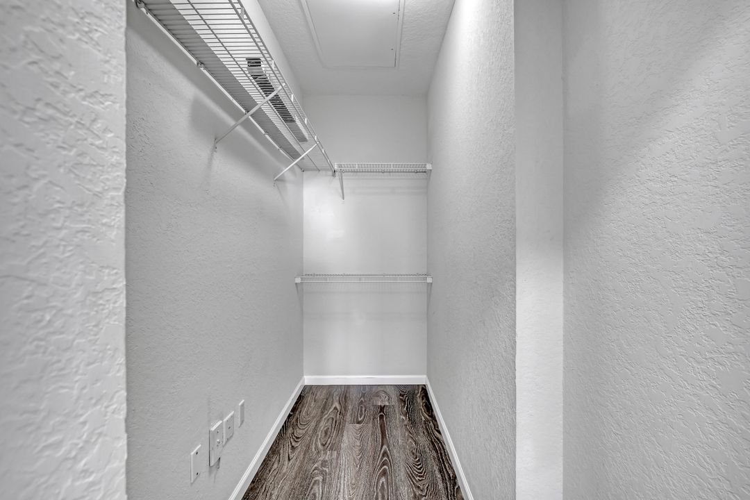 For Rent: $2,850 (2 beds, 2 baths, 1403 Square Feet)