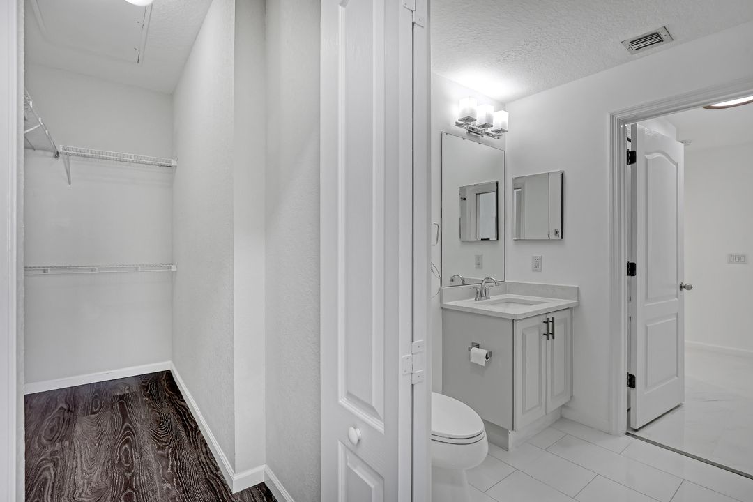 For Rent: $2,850 (2 beds, 2 baths, 1403 Square Feet)