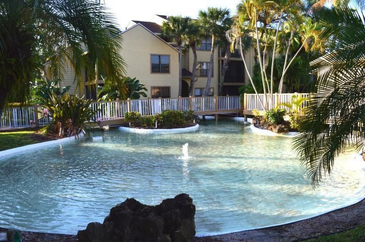 В аренду: $1,800 (2 спален, 1 ванн, 758 Квадратных фут)