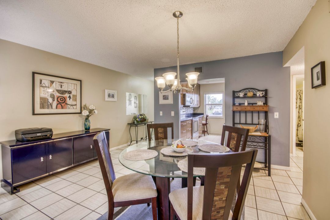 For Sale: $169,900 (2 beds, 2 baths, 1096 Square Feet)