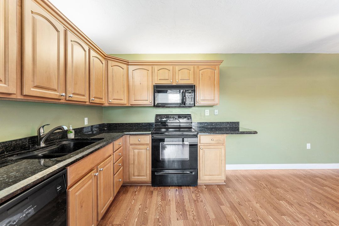 En Venta: $339,900 (2 camas, 2 baños, 1236 Pies cuadrados)