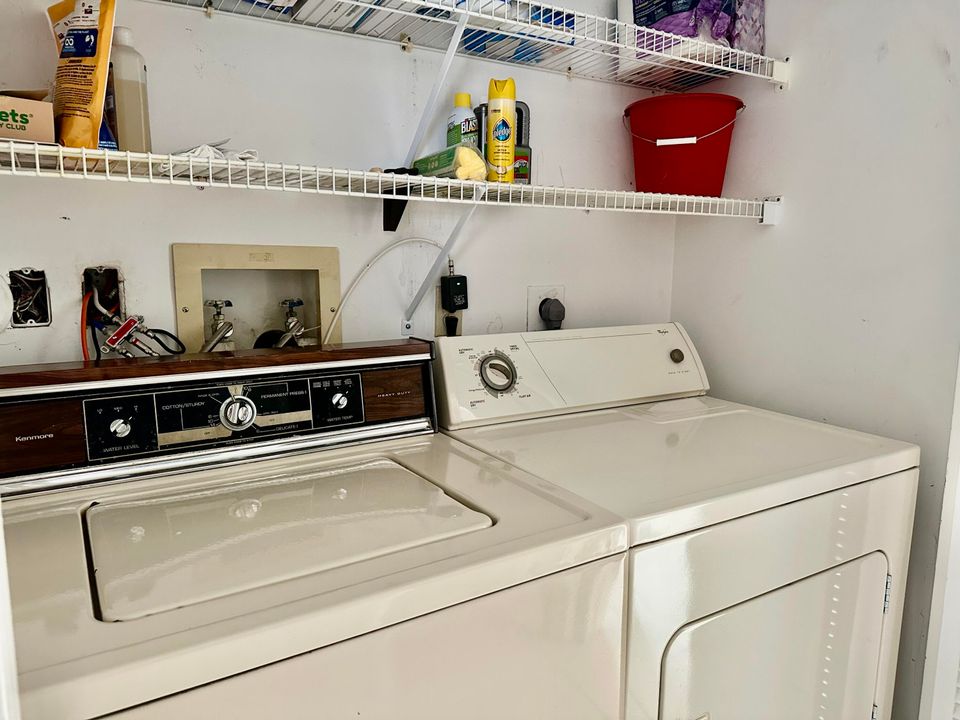 For Sale: $220,000 (3 beds, 2 baths, 1335 Square Feet)