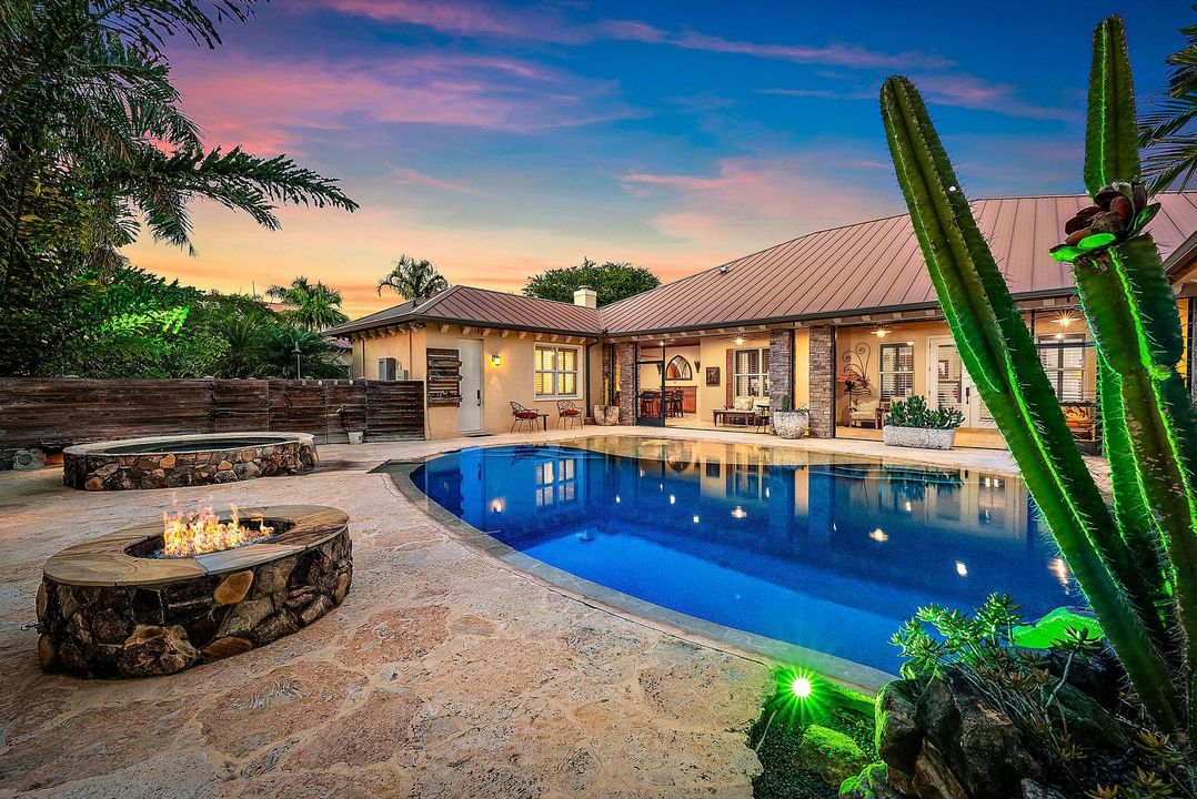 На продажу: $2,599,900 (4 спален, 4 ванн, 3667 Квадратных фут)