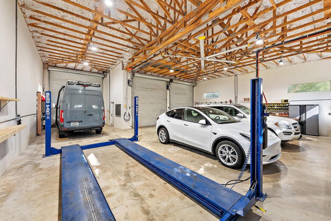 На продажу: $2,599,900 (4 спален, 4 ванн, 3667 Квадратных фут)