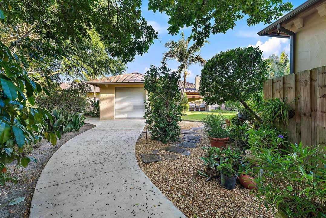 На продажу: $2,599,900 (4 спален, 4 ванн, 3667 Квадратных фут)