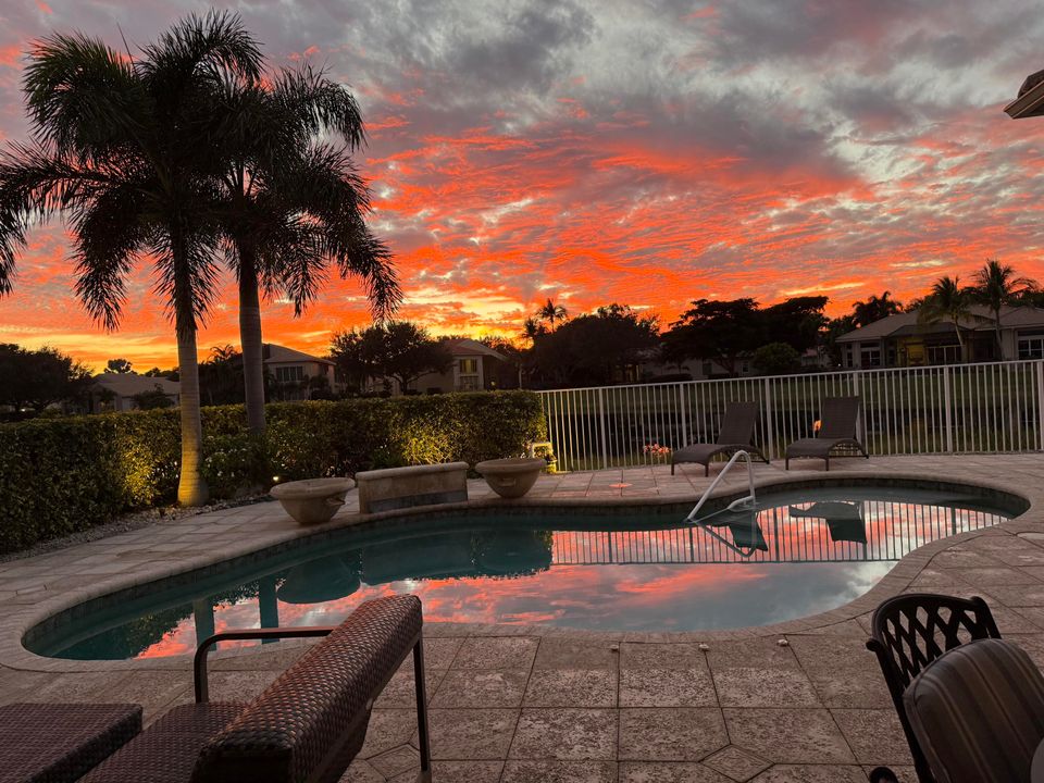 For Sale: $1,300,000 (4 beds, 3 baths, 3161 Square Feet)