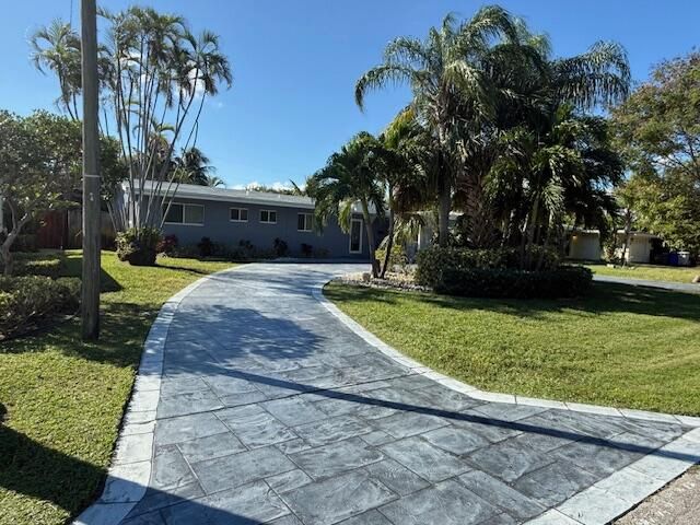 For Sale: $664,000 (3 beds, 2 baths, 1514 Square Feet)