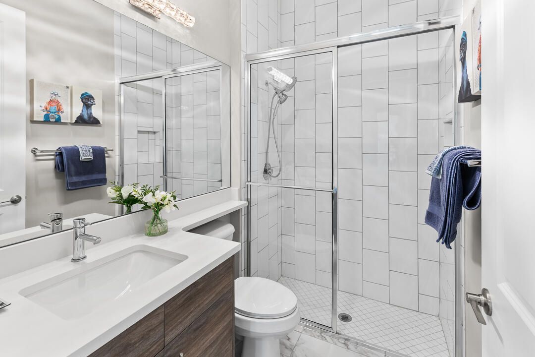 En Venta: $876,000 (3 camas, 3 baños, 2740 Pies cuadrados)