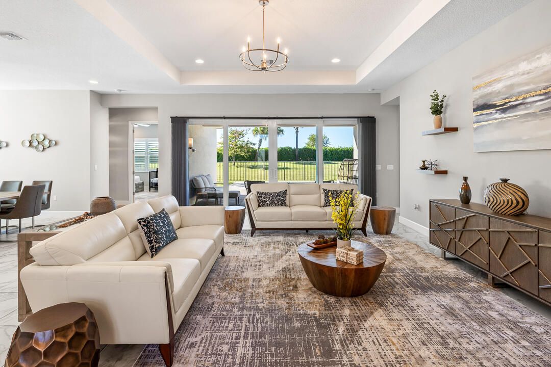 En Venta: $876,000 (3 camas, 3 baños, 2740 Pies cuadrados)