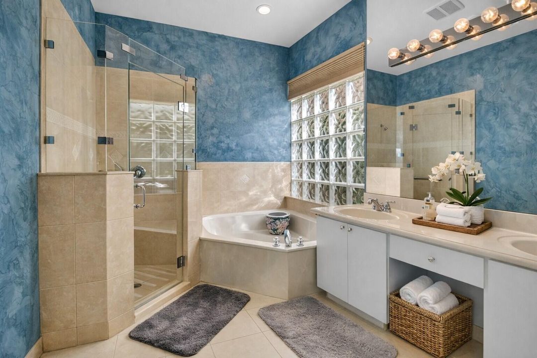 For Sale: $850,000 (4 beds, 2 baths, 2238 Square Feet)