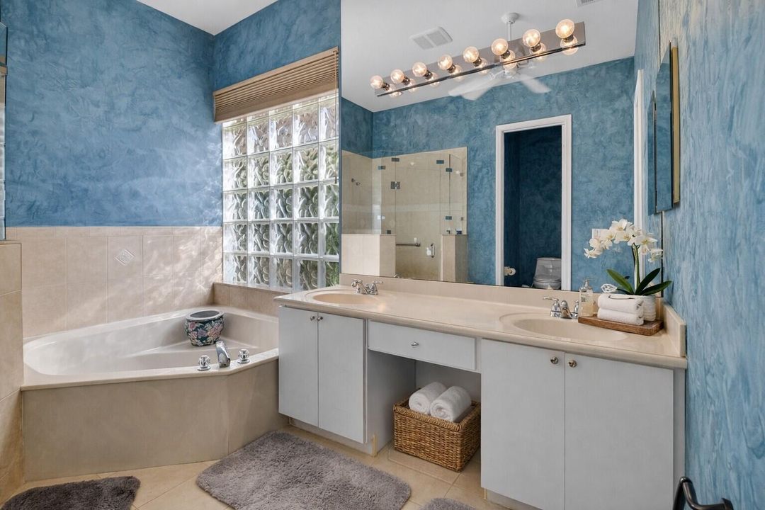 For Sale: $850,000 (4 beds, 2 baths, 2238 Square Feet)